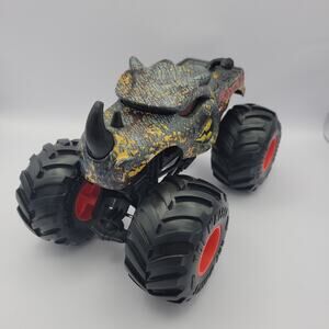 Hot Wheels Monster Truck Rhinomite 1/24 scale Mattel Big Tires